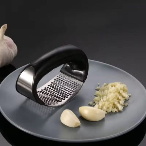 Garlic Press Rocker – Stainless Steel Garlic Press, Easy To Use And Store Garlic Mincer